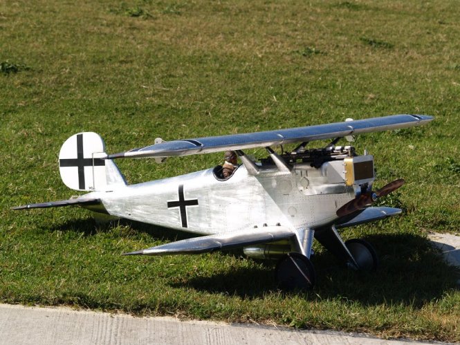 PB220417.jpg