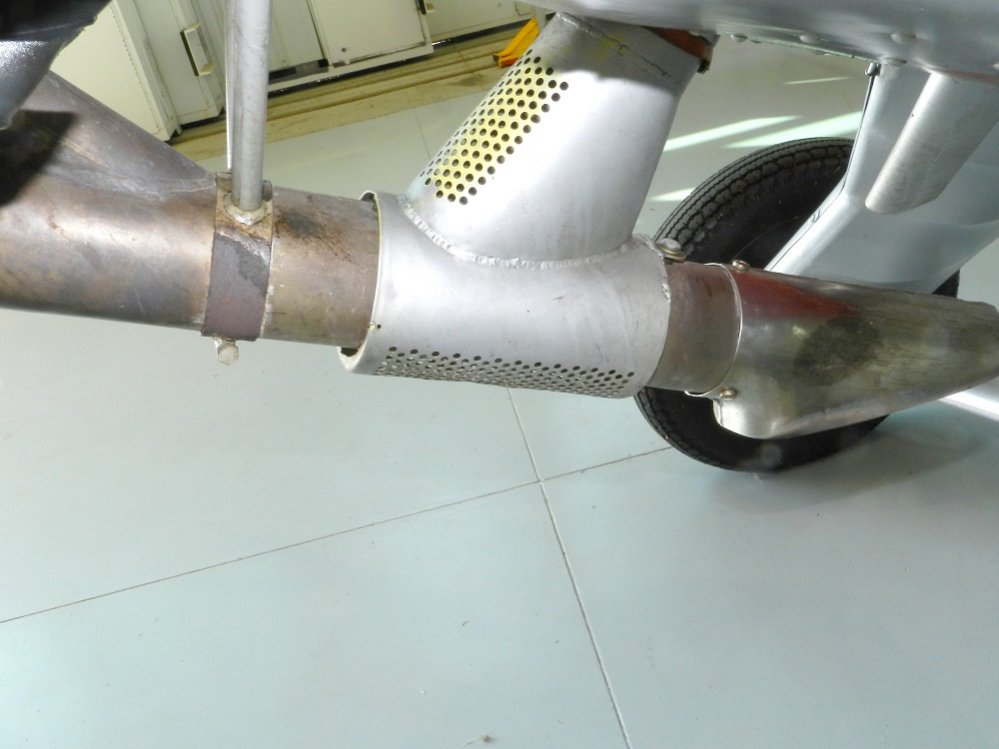 Exhaust -02 sml.jpg